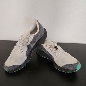Nike Run Utility Shield Pegasus 35 Women's size 10 grey Running shoes